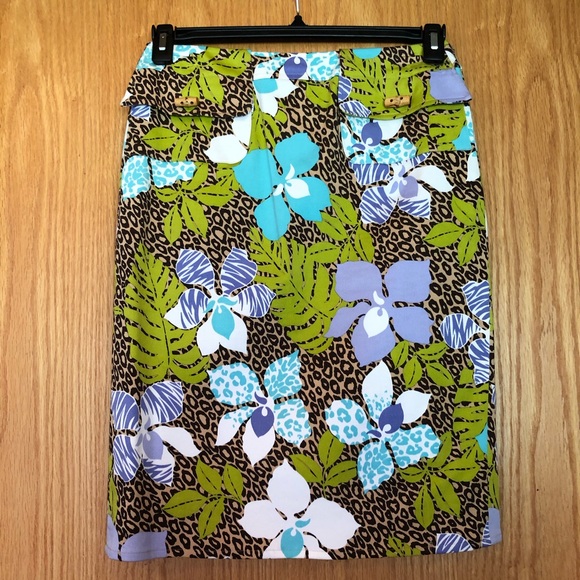 Carlisle pencil skirt